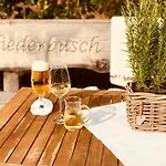 Haus Fliederbusch فندق مبيت وإفطار بوركن