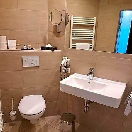Haus Fliederbusch Alojamento de Acomodação e Pequeno-almoço