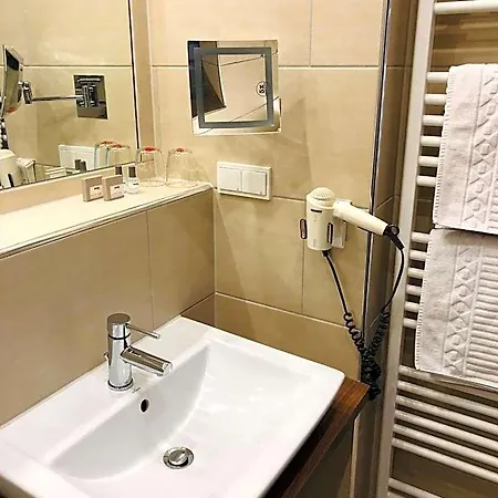 Haus Fliederbusch Alojamento de Acomodação e Pequeno-almoço